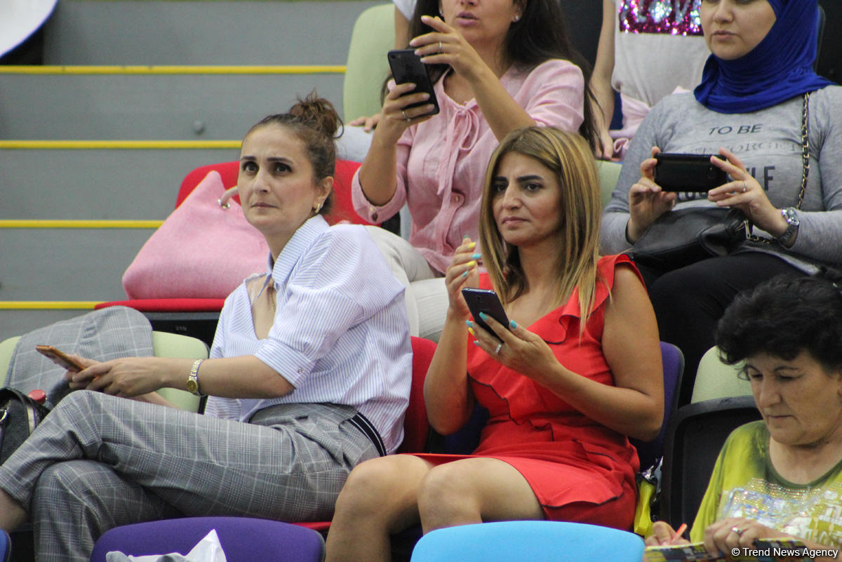 Bədii gimnastika üzrə 25-ci Azərbaycan çempionatı və Bakı birinciliyinin ikinci günü start götürüb (FOTO)