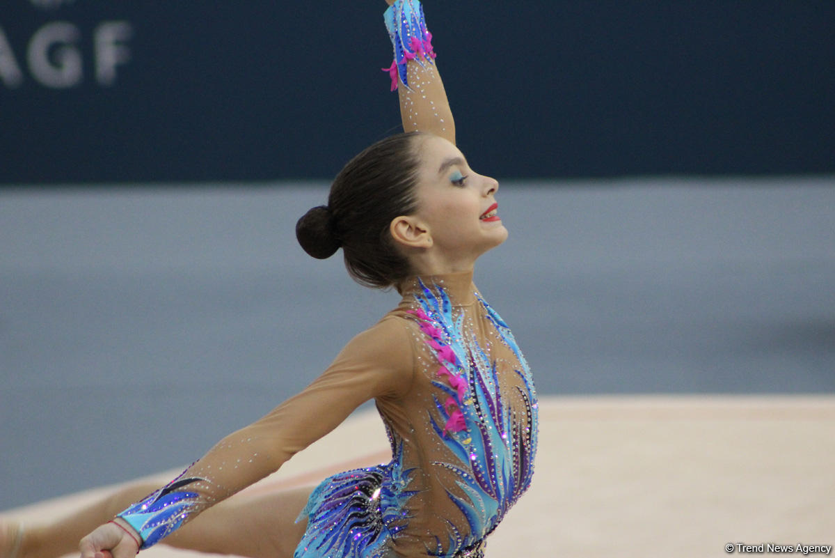 Bədii gimnastika üzrə 25-ci Azərbaycan çempionatı və Bakı birinciliyinin ikinci günü start götürüb (FOTO)