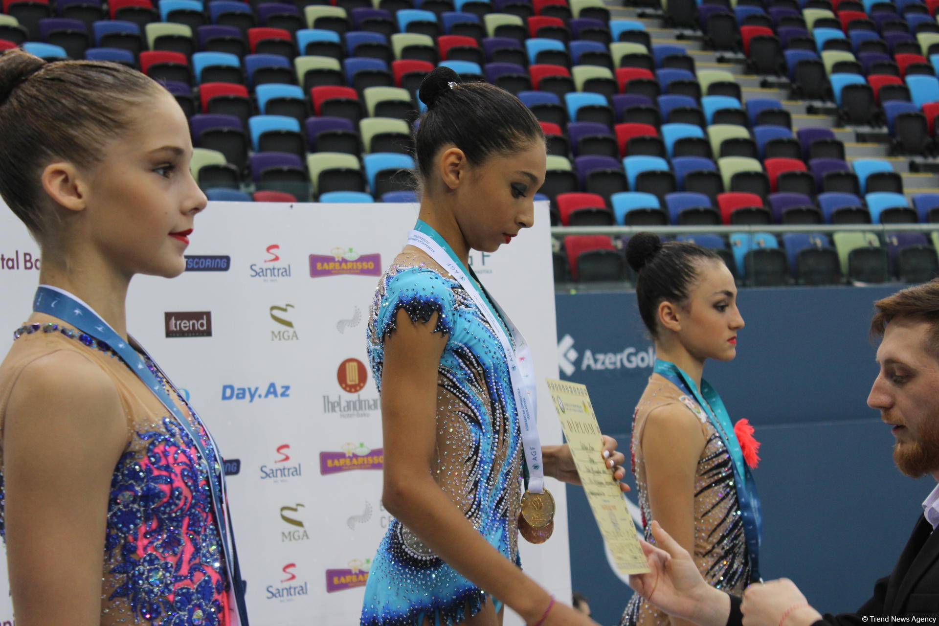 Bədii gimnastika üzrə 25-ci Azərbaycan çempionatı və Bakı birinciliyinin sonuncu gününün mükafatçıları mükafatlandırılıb (FOTO)