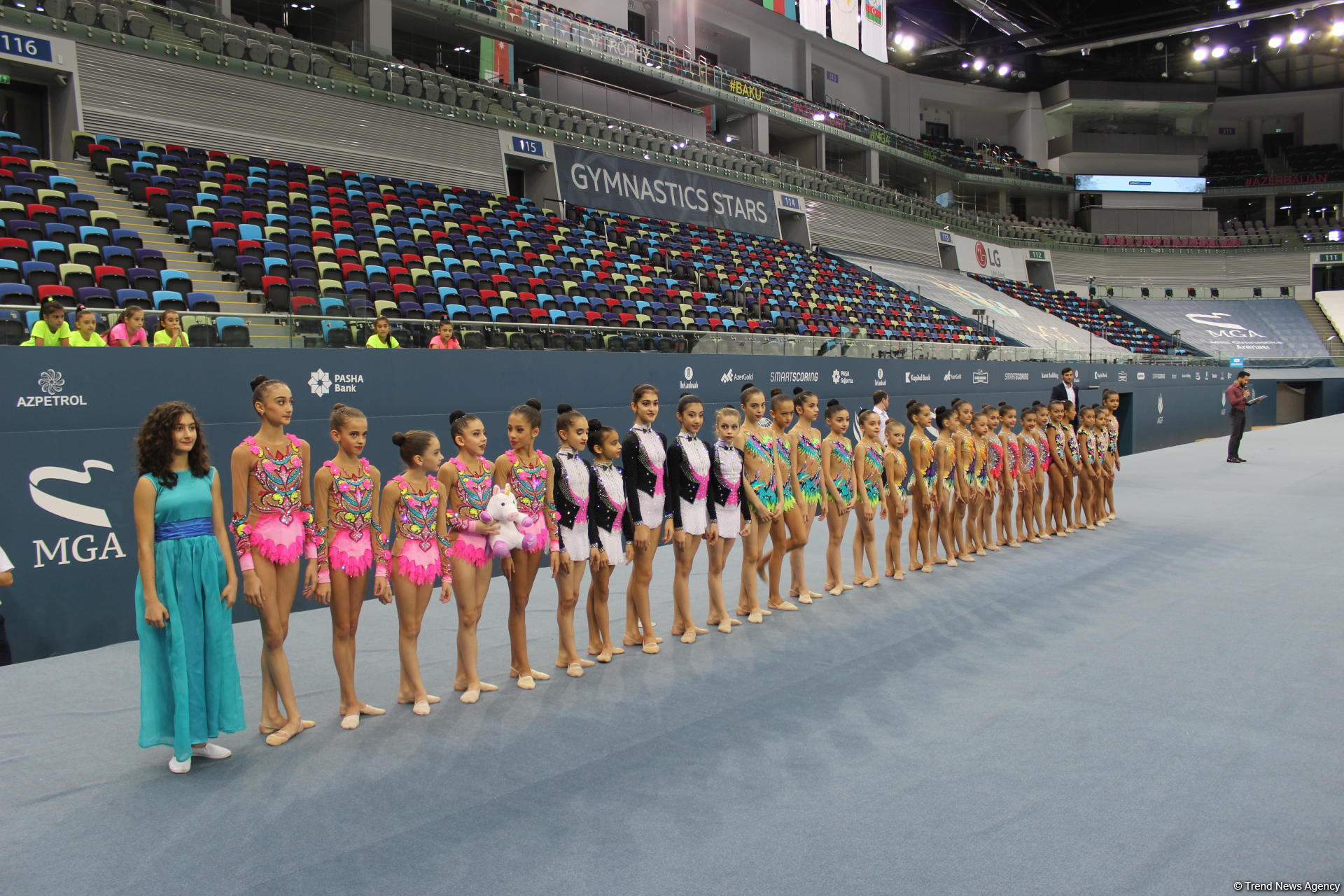Bədii gimnastika üzrə 25-ci Azərbaycan çempionatı və Bakı birinciliyinin sonuncu gününün mükafatçıları mükafatlandırılıb (FOTO)