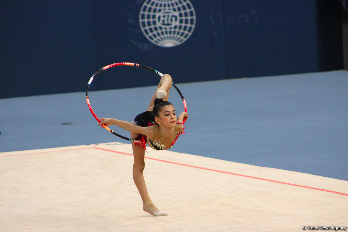 Bədii gimnastika üzrə Azərbaycan çempionatı və Bakı birinciliyi: Ən yaxşı anlar (FOTO)