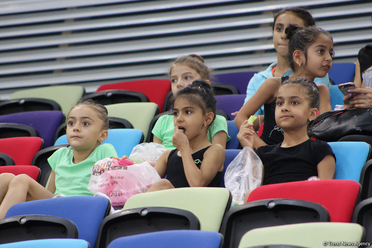 Bədii gimnastika üzrə Azərbaycan çempionatı və Bakı birinciliyi: Ən yaxşı anlar (FOTO)