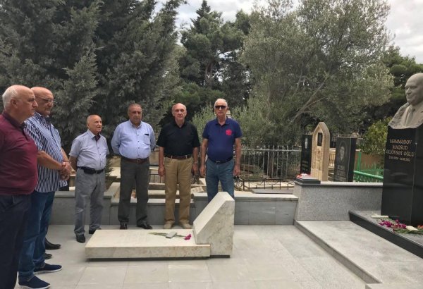 Maqsud Məmmədovun məzarı ziyarət olunub (FOTO)