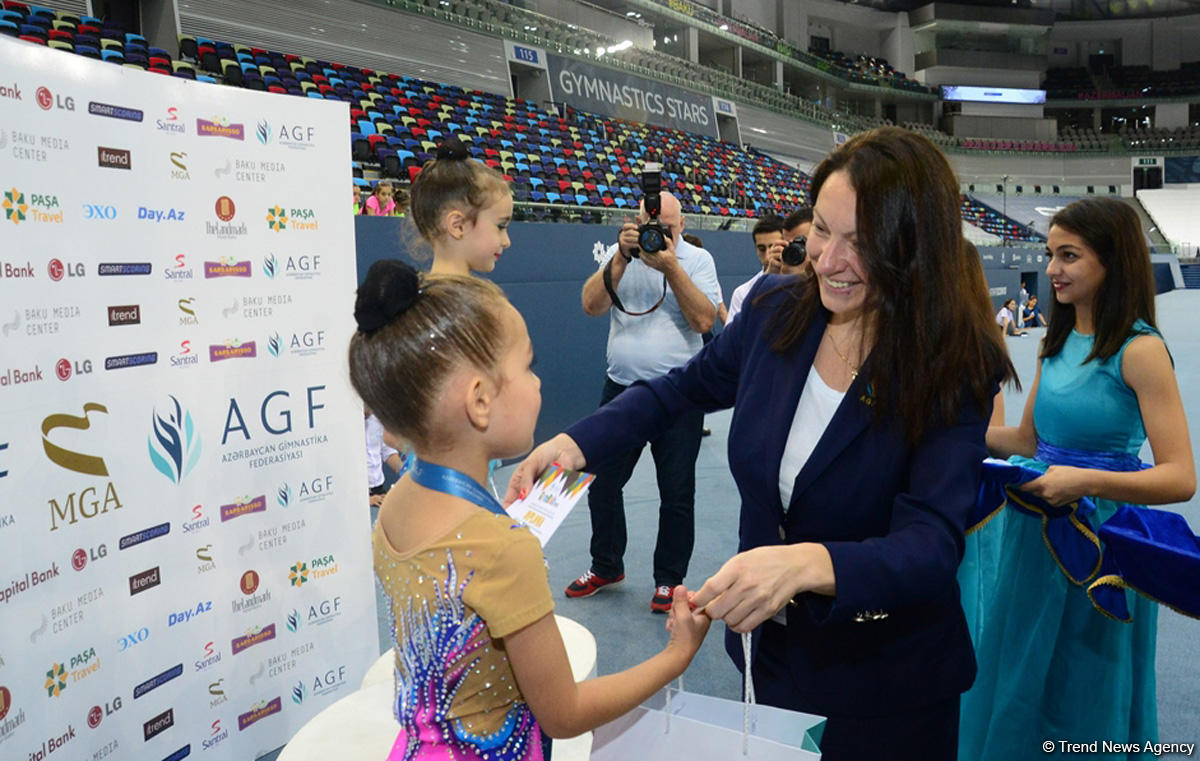 Bədii gimnastika üzrə “GymBala” beynəlxalq turnirinin ilk gününün mükafatçıları mükafatlandırılıb (FOTO)