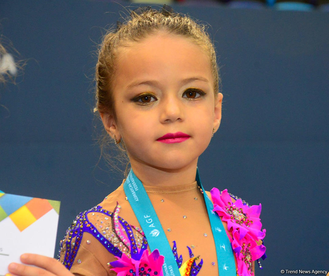 Bədii gimnastika üzrə “GymBala” beynəlxalq turnirinin ilk gününün mükafatçıları mükafatlandırılıb (FOTO)