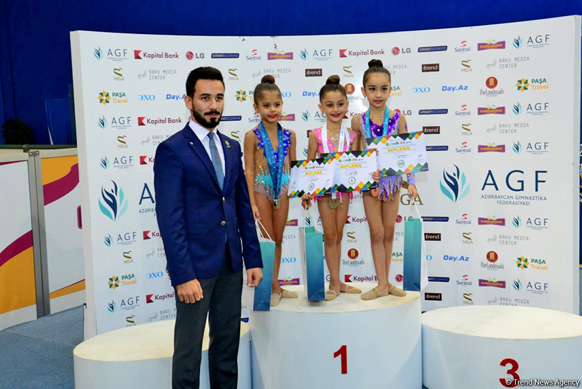Bədii gimnastika üzrə “GymBala” beynəlxalq turnirinin ilk gününün mükafatçıları mükafatlandırılıb (FOTO)