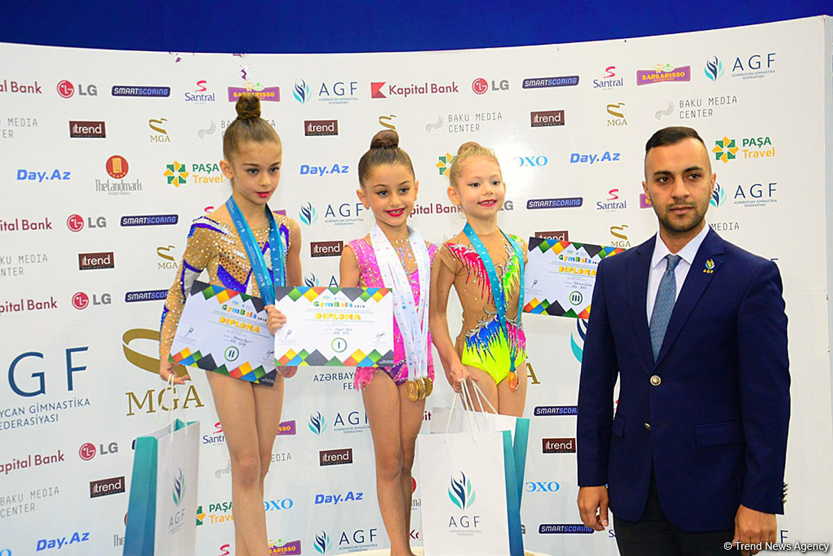 Bədii gimnastika üzrə “GymBala” beynəlxalq turnirinin ilk gününün mükafatçıları mükafatlandırılıb (FOTO)