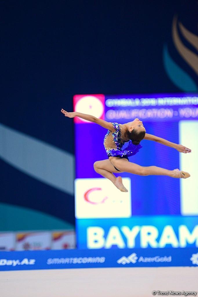 Bakıda bədii gimnastika üzrə "GymBala" beynəlxalq turnirinin ikinci gününə start verilib (FOTO)
