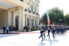 Almaniya Kanslerinin rəsmi qarşılanma mərasimi olub (FOTO)