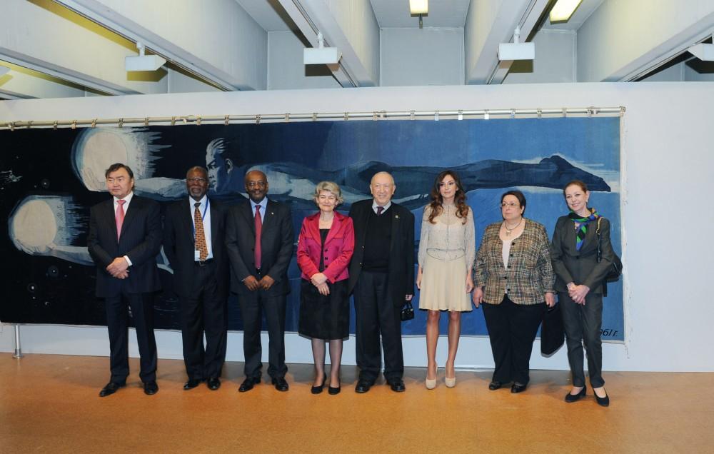 Mehriban Əliyeva: birinci xanım olmağın məsuliyyəti və sərhəd tanımayan xeyirxahlıq (FOTO)