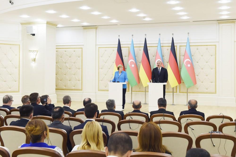 Azərbaycan Prezidentinin və Almaniya Kanslerinin birgə mətbuat konfransı olub (FOTO) (YENİLƏNİB)