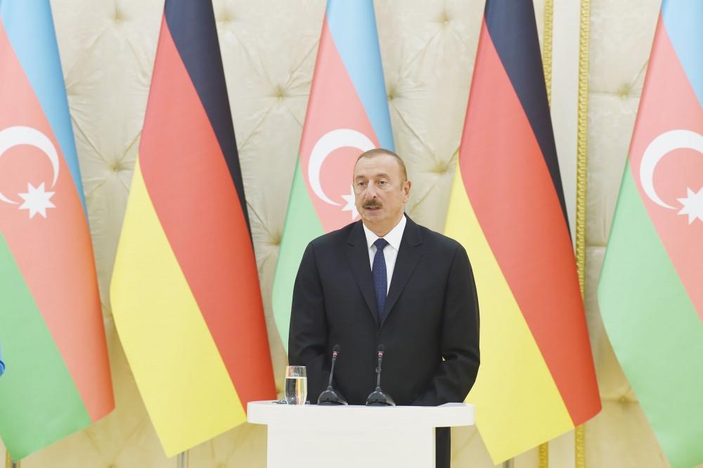 Azərbaycan Prezidentinin və Almaniya Kanslerinin birgə mətbuat konfransı olub (FOTO) (YENİLƏNİB)