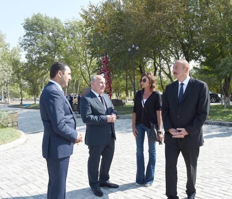 Prezident İlham Əliyev və birinci xanım Mehriban Əliyeva Şamaxıda üzümçülük və şərabçılıq kompleksinin açılışında iştirak ediblər (FOTO)