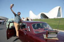Azərbaycan Avtomobil Federasiyasının təşkilatçılığı ilə klassik avtomobillərin yürüşü və sərgisi keçirilib (FOTO)