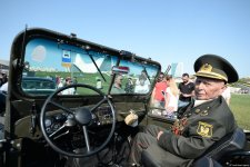 Azərbaycan Avtomobil Federasiyasının təşkilatçılığı ilə klassik avtomobillərin yürüşü və sərgisi keçirilib (FOTO)