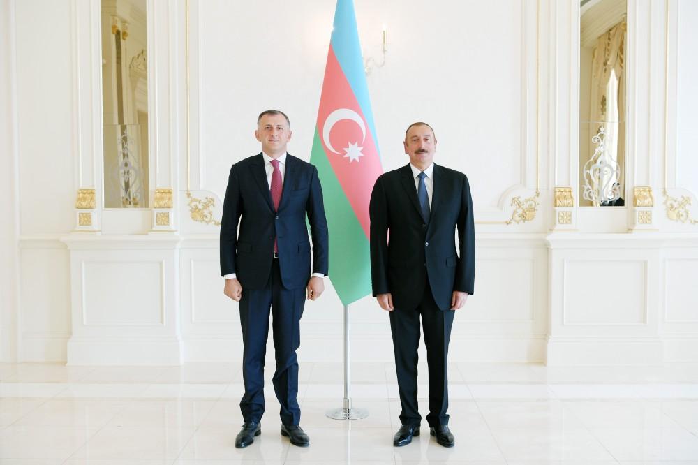 Prezident İlham Əliyev Gürcüstanın yeni səfirinin etimadnaməsini qəbul edib (FOTO) (YENİLƏNİB)