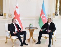 Prezident İlham Əliyev: Azərbaycan və Gürcüstan ticarət dövriyyəsinin artırılması ilə bağlı əlavə səylər göstərməlidir (FOTO) (YENİLƏNİB-2)