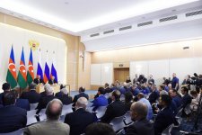 Azərbaycan və Rusiya prezidentləri mətbuata bəyanatlarla çıxış ediblər (FOTO) (YENİLƏNİB)