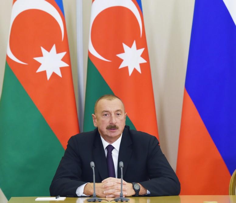 Azərbaycan və Rusiya prezidentləri mətbuata bəyanatlarla çıxış ediblər (FOTO) (YENİLƏNİB)