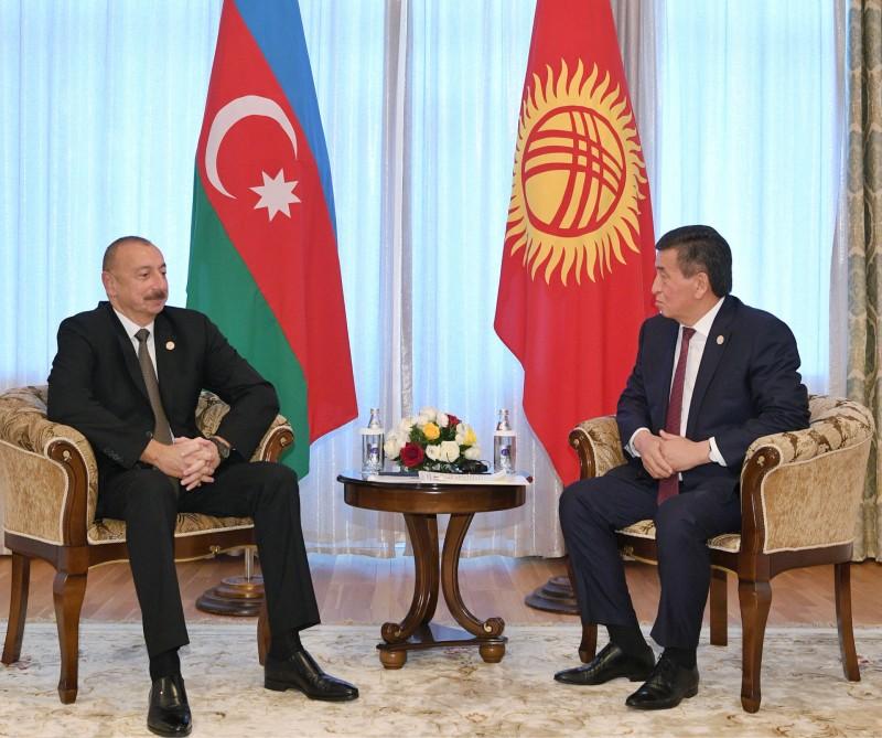 Azərbaycan Prezidenti İlham Əliyevin Qırğızıstan Prezidenti Sooronbay Jeenbekov ilə görüşü olub (YENİLƏNİB) (FOTO)