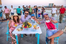 "Milyonluq quş"un treyleri yayımlanıb (FOTO/VİDEO)