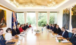 Azərbaycan və Xorvatiya prezidentlərinin geniş tərkibdə görüşü olub (FOTO)
