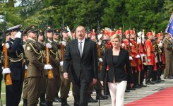 Prezident İlham Əliyevin Zaqrebdə rəsmi qarşılanma mərasimi olub (FOTO)