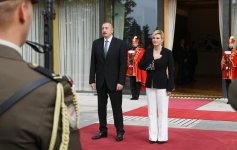 Prezident İlham Əliyevin Zaqrebdə rəsmi qarşılanma mərasimi olub (FOTO)