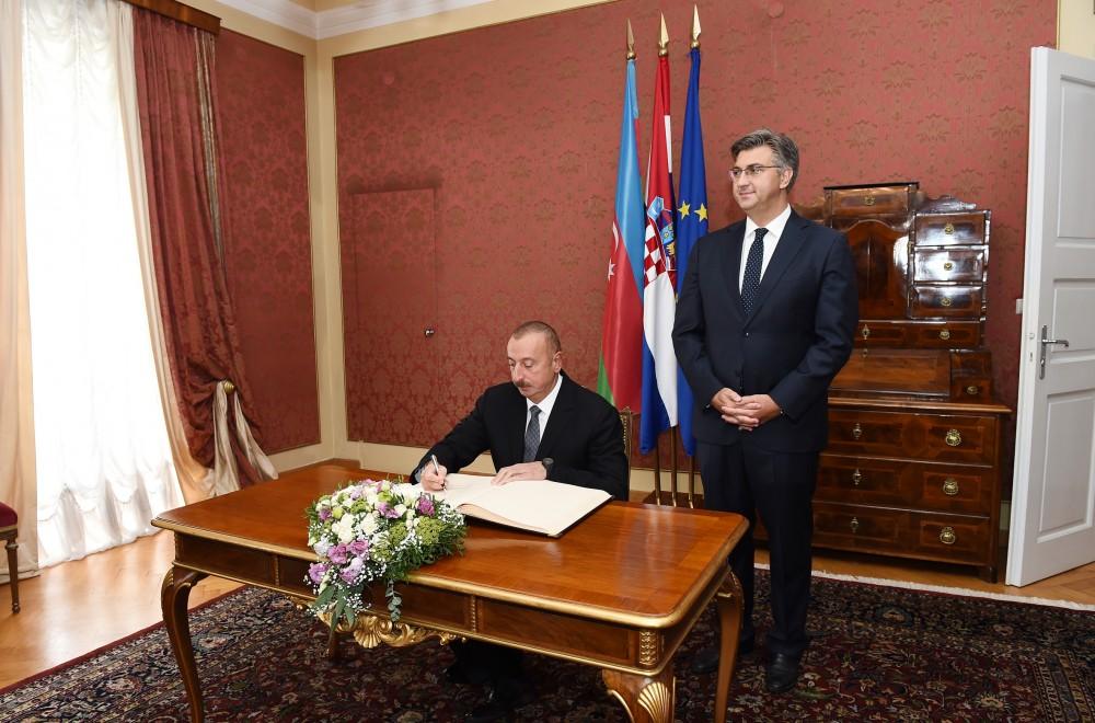 Azərbaycan Prezidenti İlham Əliyev Xorvatiyanın Baş naziri Andrey Plenkoviç ilə işçi nahar edib (FOTO)