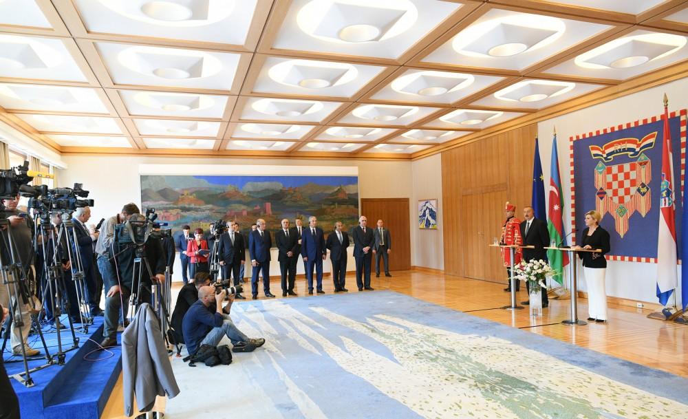 Azərbaycan və Xorvatiya prezidentləri mətbuata bəyanatlarla çıxış ediblər (FOTO) (YENİLƏNİB)