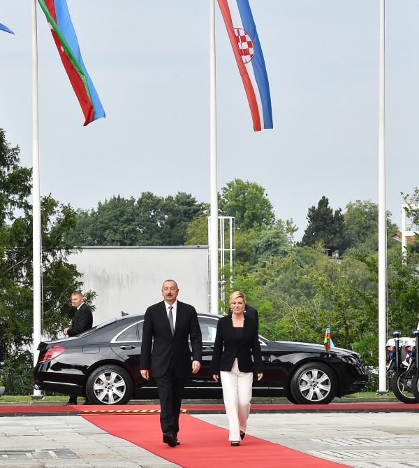 Prezident İlham Əliyevin Zaqrebdə rəsmi qarşılanma mərasimi olub (FOTO)