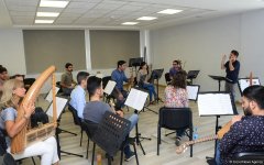 Heydər Əliyev Mərkəzində Nəsimi Festivalının açılışında nadir qədim musiqi alətləri ansamblı çıxış edəcək (FOTO)