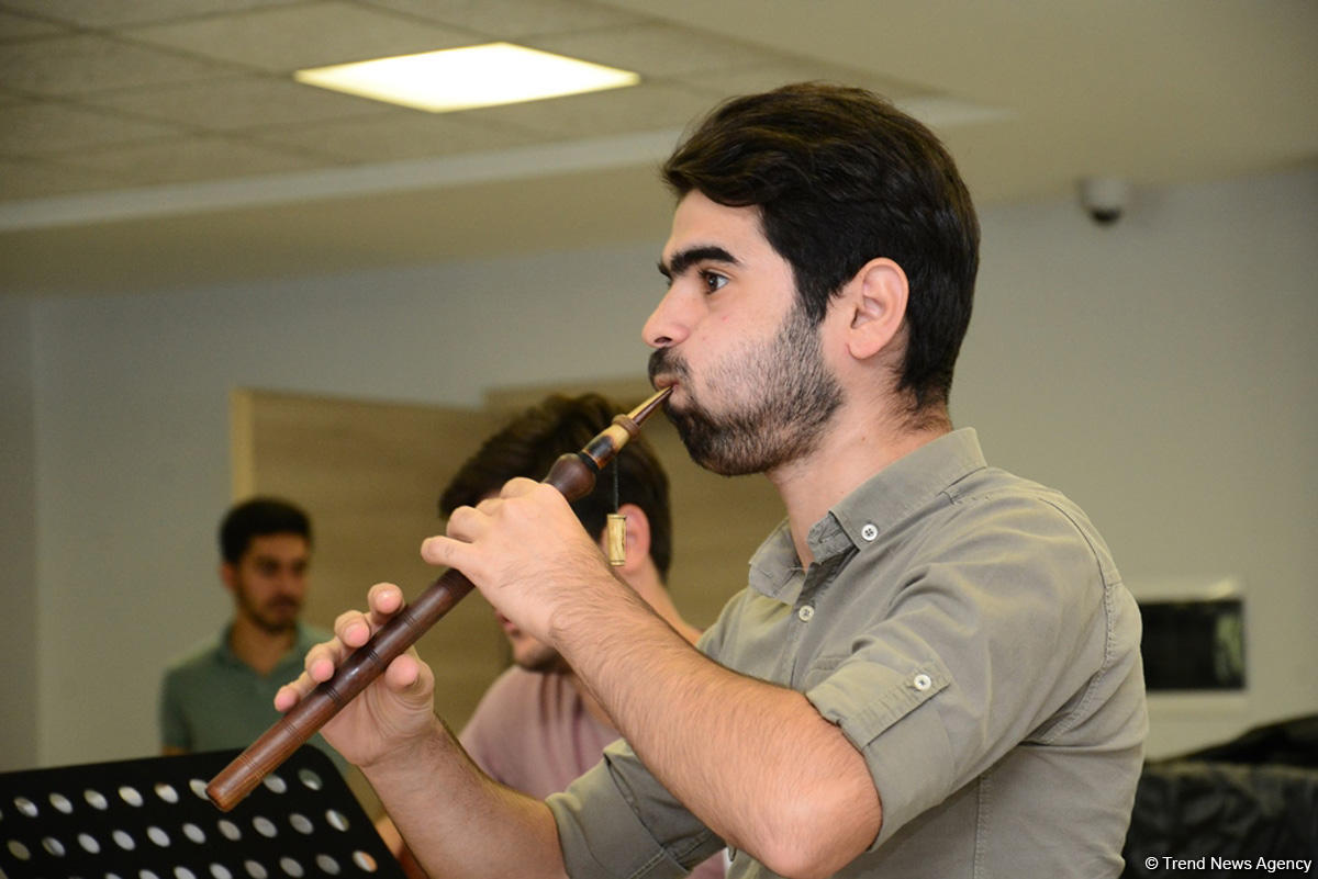 Heydər Əliyev Mərkəzində Nəsimi Festivalının açılışında nadir qədim musiqi alətləri ansamblı çıxış edəcək (FOTO)