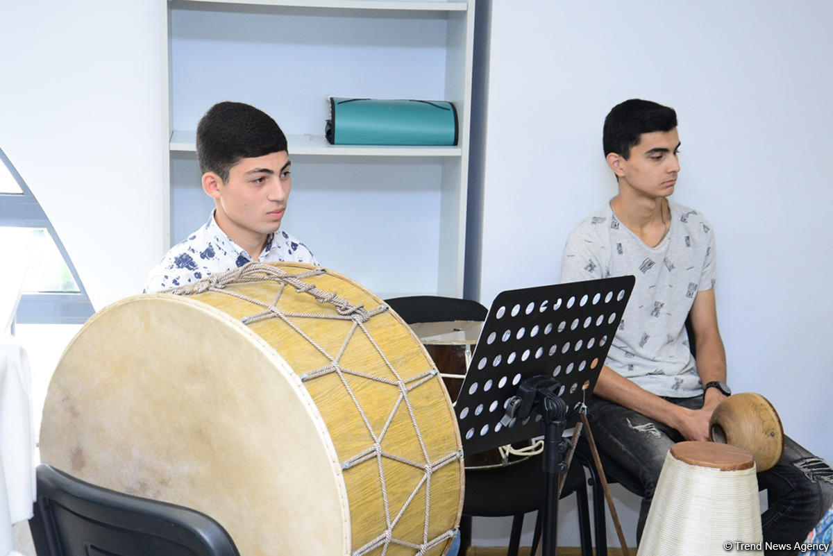 Heydər Əliyev Mərkəzində Nəsimi Festivalının açılışında nadir qədim musiqi alətləri ansamblı çıxış edəcək (FOTO)