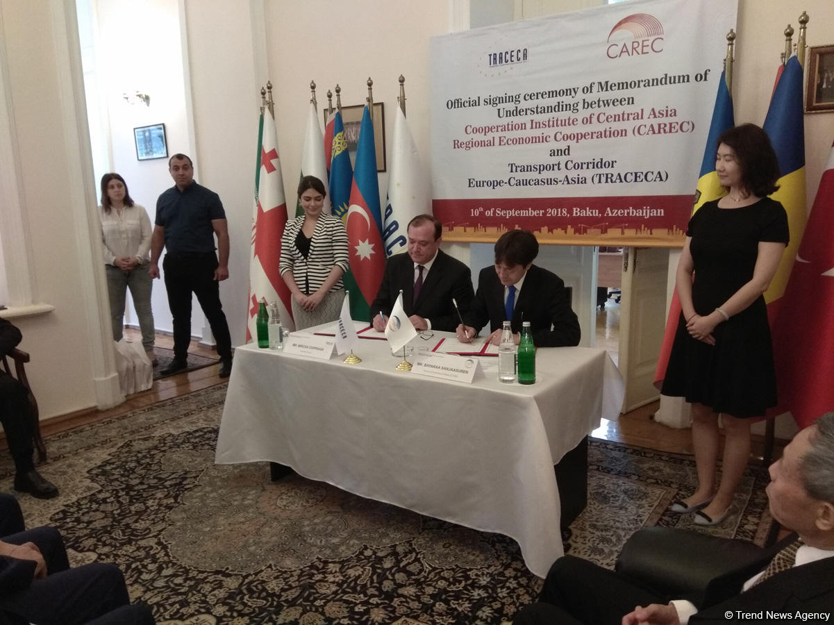 TRACECA və CAREC arasında əməkdaşlıq sazişi imzalanıb (FOTO)