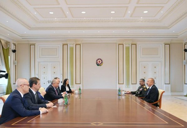 Prezident İlham Əliyev İsrailin müdafiə nazirini qəbul edib (YENİLƏNİB)