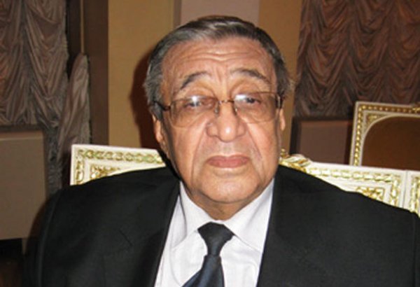 Arif Məlikovun xatirəsinə ucaldılacaq heykəllə bağlı Komissiya yaradılacaq