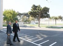 Azərbaycan Prezidenti Zabratda 192 nömrəli tam orta məktəbdə əsaslı təmirdən sonra yaradılan şəraitlə tanış olub (FOTO) (YENİLƏNİB)