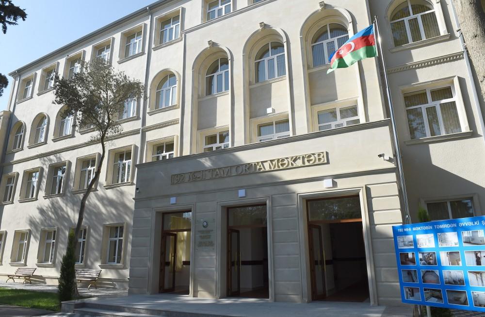 Azərbaycan Prezidenti Zabratda 192 nömrəli tam orta məktəbdə əsaslı təmirdən sonra yaradılan şəraitlə tanış olub (FOTO) (YENİLƏNİB)