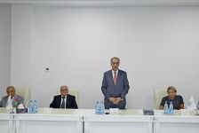 700 bal toplamış abituriyentlər alimlərlə görüşüb (FOTO)