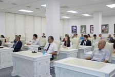 700 bal toplamış abituriyentlər alimlərlə görüşüb (FOTO)