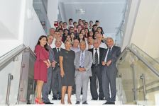 700 bal toplamış abituriyentlər alimlərlə görüşüb (FOTO)