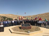 Şamaxıda türk əsgərinin şərəfinə ucaldılmış abidənin əsaslı yenidənqurmadan sonra açılışı olub (FOTO)