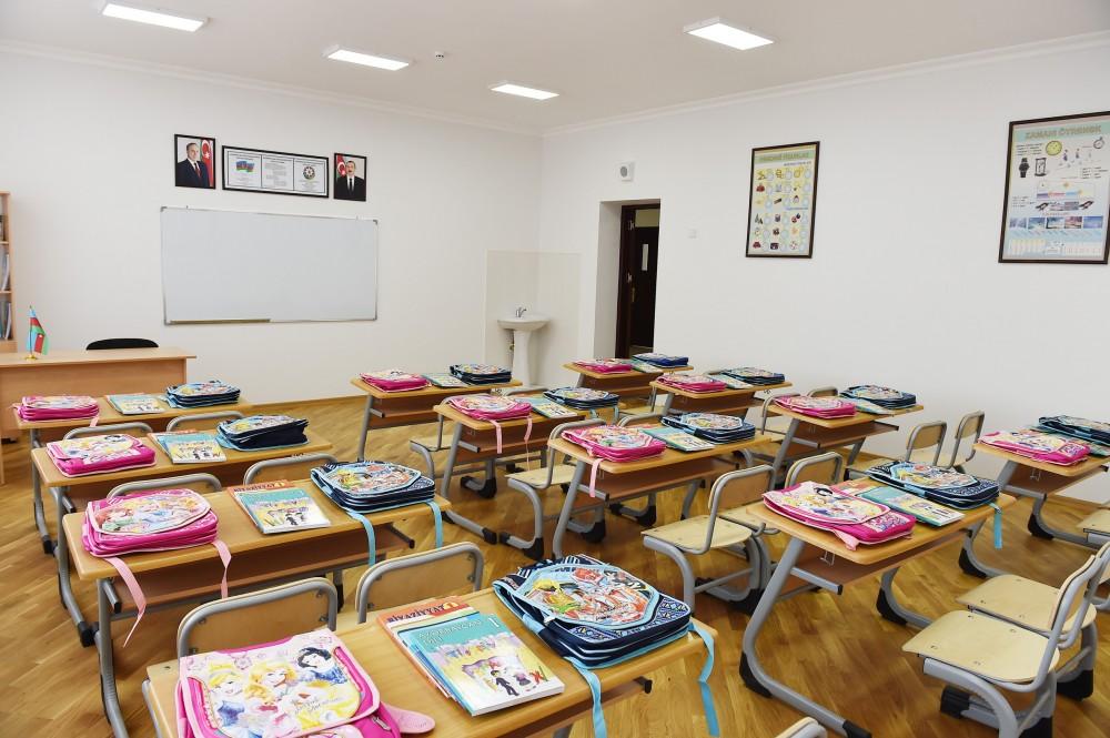 Prezident İlham Əliyev Maştağada 28 nömrəli tam orta məktəbin açılışında iştirak edib (FOTO) (YENİLƏNİB-2)