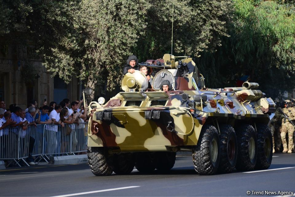 Bakının azad edilməsinin 100 illiyinə həsr olunmuş parad - FOTOSESSİYA
