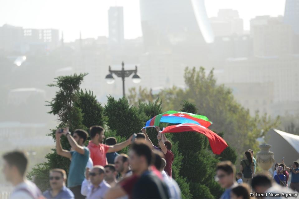 Bakının azad edilməsinin 100 illiyinə həsr olunmuş parad - FOTOSESSİYA