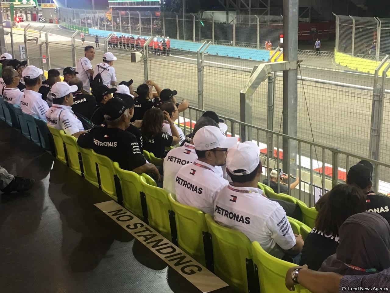 "Formula-1" Sinqapur Qran-Prisinin sonuncu günündən reportaj (FOTO/VİDEO)