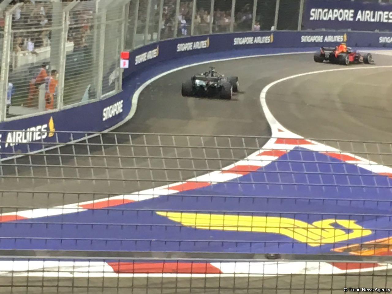 "Formula-1" Sinqapur Qran-Prisinin sonuncu günündən reportaj (FOTO/VİDEO)