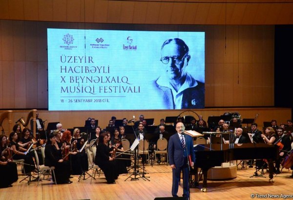 Üzeyir Hacıbəyli X Beynəlxalq Musiqi Festivalının təntənəli açılış mərasimi olub (FOTO)