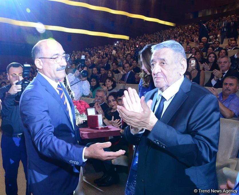 Üzeyir Hacıbəyli X Beynəlxalq Musiqi Festivalının təntənəli açılış mərasimi olub (FOTO)